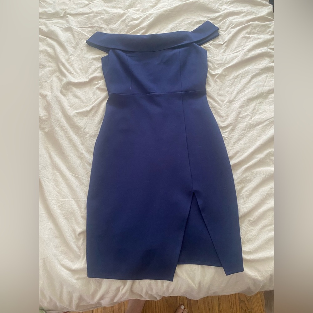 Lulu’s navy blue off the shoulder mini dress size small